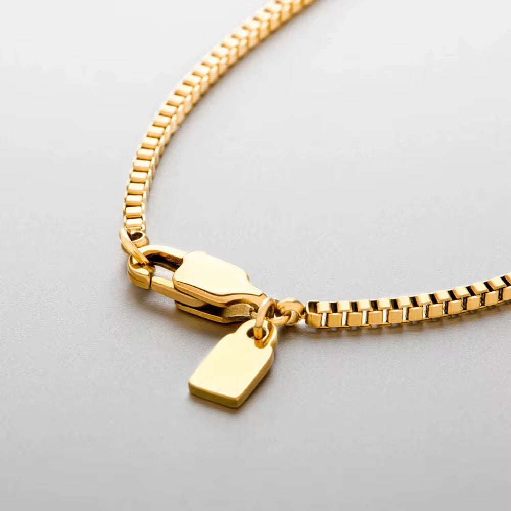 BOX CHAIN NECKLACE