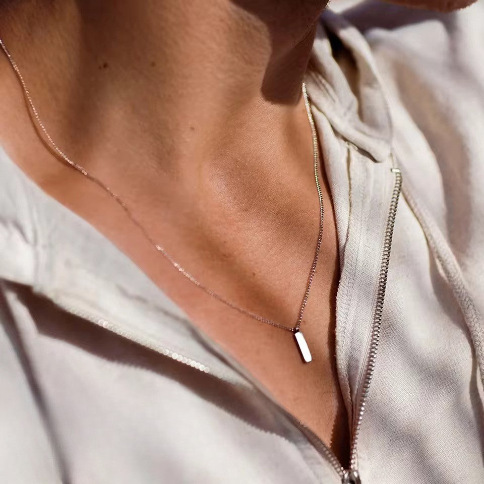 MINIMAL CHAIN PENDANT NECKLACE